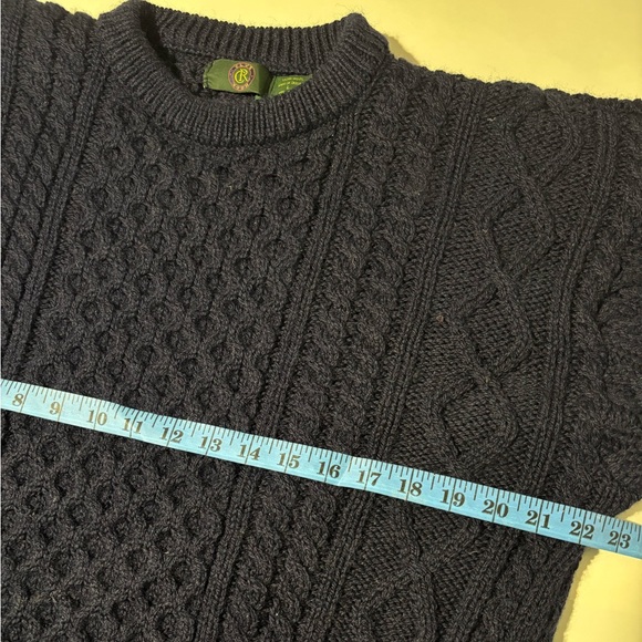 Vintage Ireland Irish wool Club Room navy blue fisherman knit sweater Large - Picture 4 of 5